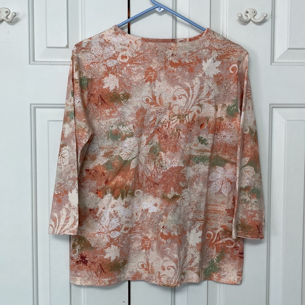 Fall Design Top - Picture 2 of 4